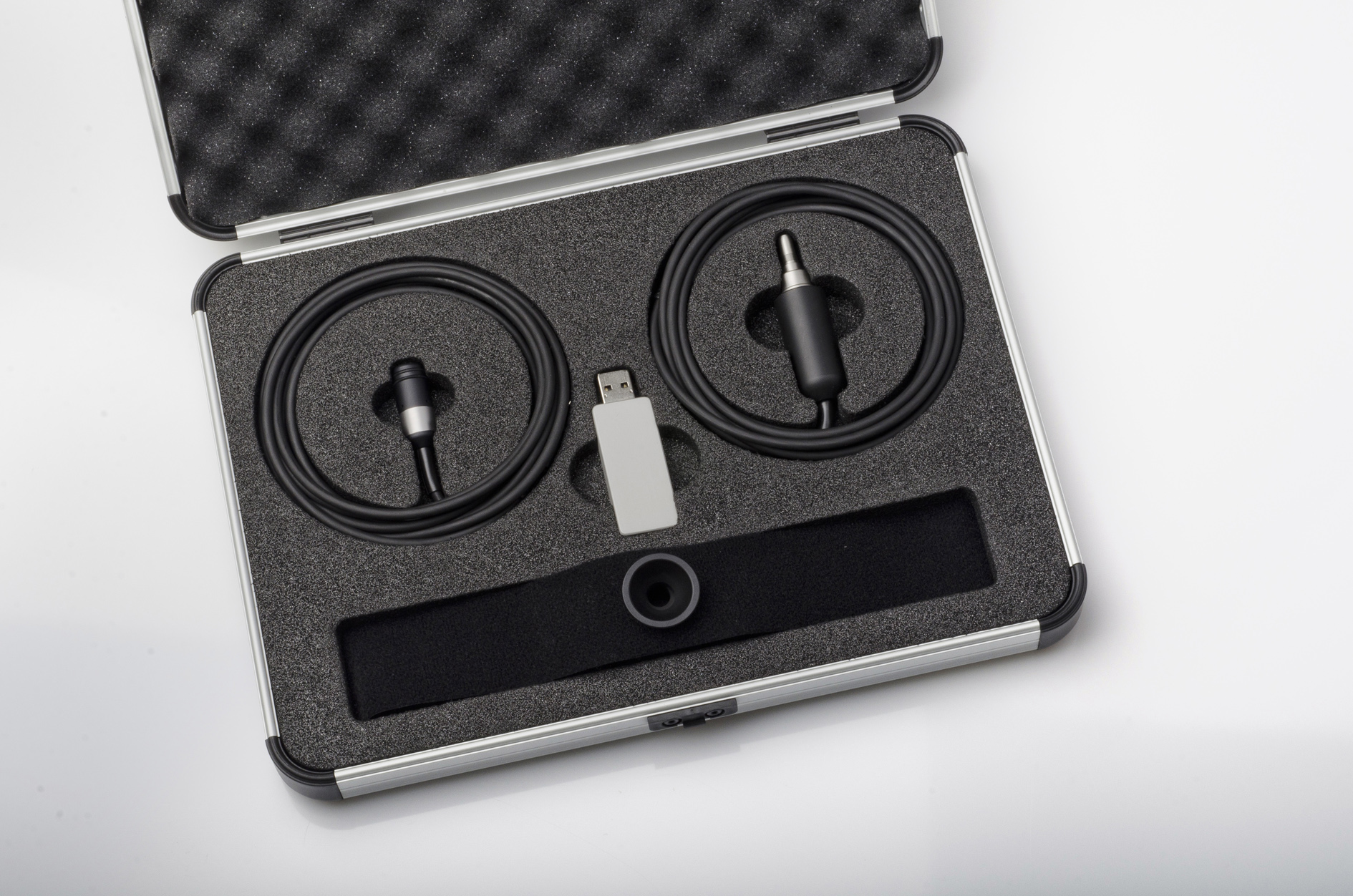 Strobolight-1000-in-suitcase.jpg Strobolight-1000-in-suitcase.jpg
